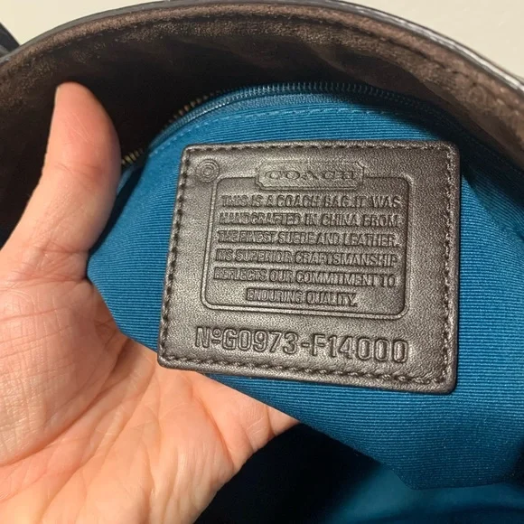 COACH Chocolate Signature Shoulder Bag Suede Logo Y2K F14000 - Picture 13 of 13